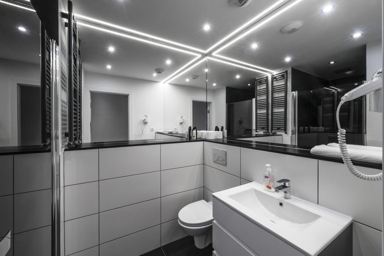 ורשה Executive Suites Moduo מראה חיצוני תמונה